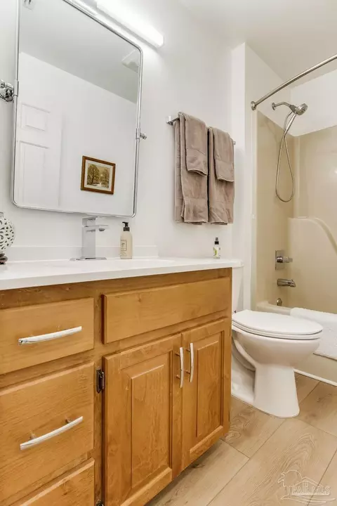 Bath - 6499 Tonya Dr, Milton, FL 32570 photo 1 of 4