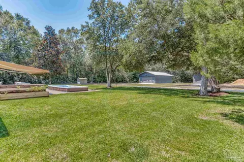 Exterior - 6499 Tonya Dr, Milton, FL 32570 photo 6 of 6