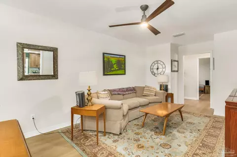 Living - 6499 Tonya Dr, Milton, FL 32570 photo 2 of 3