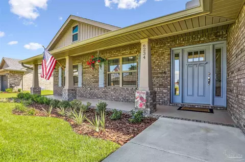 Exterior - 6234 Pineapple Dr, Milton, FL 32570 photo 4 of 15