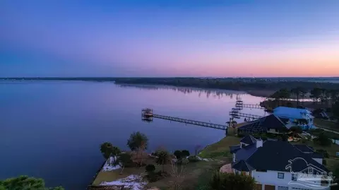 4529 Bayside Dr, Milton, FL 32583 photo 9