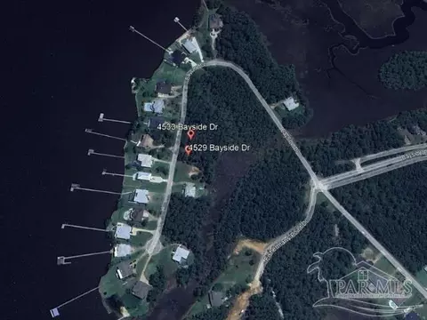 4529 Bayside Dr, Milton, FL 32583 photo 8