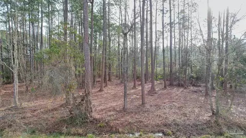 4529 Bayside Dr, Milton, FL 32583 photo 12