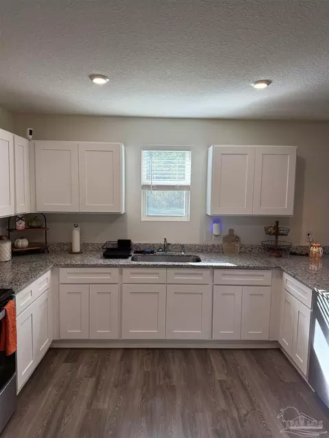 9279 Three Hollow Rd, Jay, FL 32565 photo 7