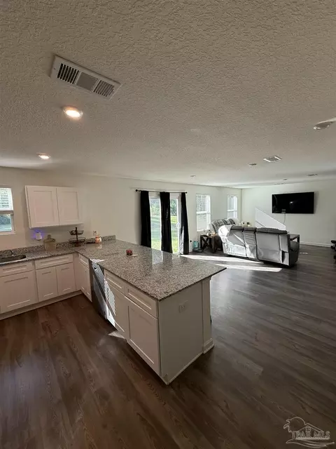 9279 Three Hollow Rd, Jay, FL 32565 photo 2