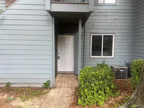 7225 W Fairfield Dr #A3, Pensacola, FL 32506