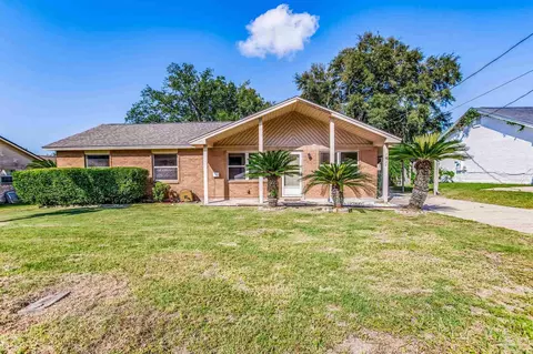 7837 Lenora Ct, Pensacola, FL 32526