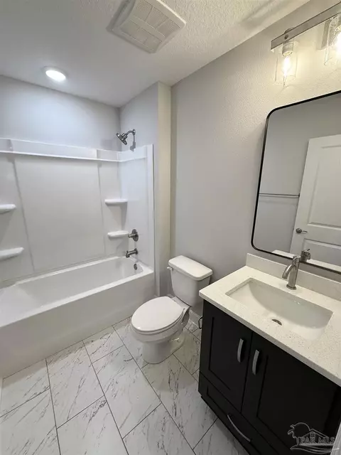 Bath - 3318 Durney Dr, Cantonment, FL 32533 photo 5 of 6