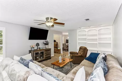 6341 Forest Dr, Milton, FL 32570 photo 4