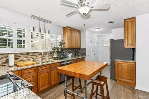 6341 Forest Dr, Milton, FL 32570 photo 14