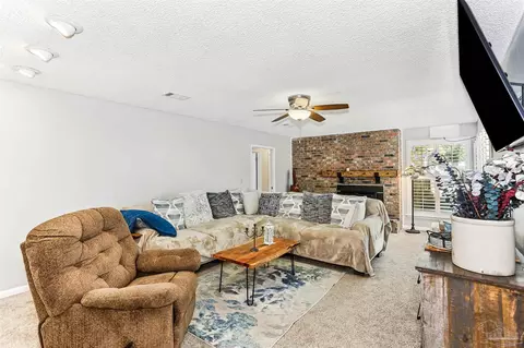 6341 Forest Dr, Milton, FL 32570 photo 10