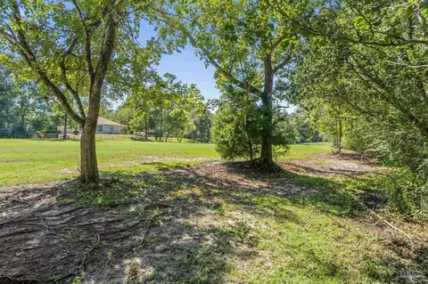 Exterior - 109 Fairway Ct, Crestview, FL 32536 photo 22 of 24