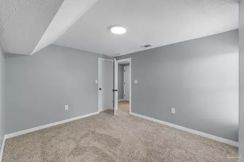 Bedroom - 109 Fairway Ct, Crestview, FL 32536 photo 5 of 5