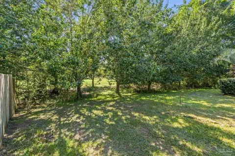 Exterior - 109 Fairway Ct, Crestview, FL 32536 photo 20 of 24