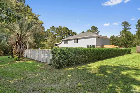 Exterior - 109 Fairway Ct, Crestview, FL 32536 photo 19 of 24