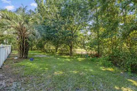 Exterior - 109 Fairway Ct, Crestview, FL 32536 photo 18 of 24