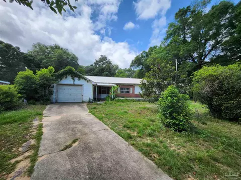 7717 Pontiac Dr, Pensacola, FL 32506