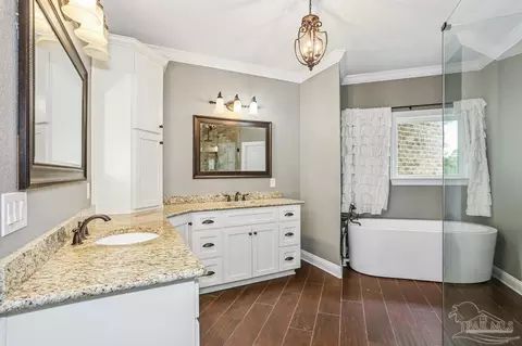 Bath - 2365 Bison Dr, Pace, FL 32571 photo 2 of 11