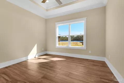 Bedroom - 3204 Edinburgh Castle Dr, Milton, FL 32583 photo 2 of 4