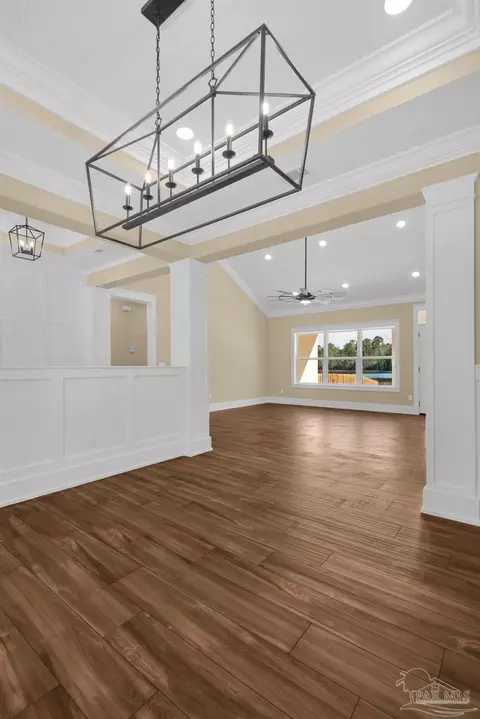 Dining - 3204 Edinburgh Castle Dr, Milton, FL 32583 photo 1 of 1