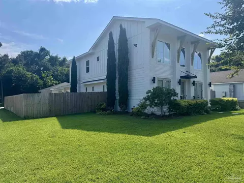 3131 E Lee St, Pensacola, FL 32503