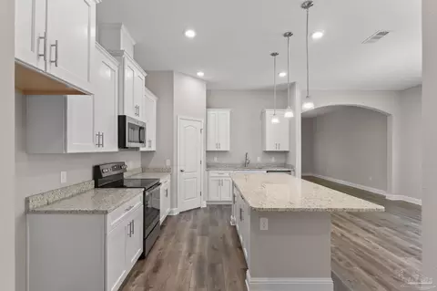 Kitchen - 5683 Dunridge Dr, Pace, FL 32571 photo 1 of 4