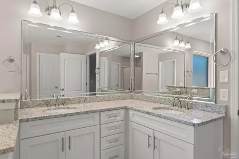 Bath - 5683 Dunridge Dr, Pace, FL 32571 photo 2 of 4