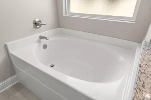 Bath - 5683 Dunridge Dr, Pace, FL 32571 photo 3 of 4