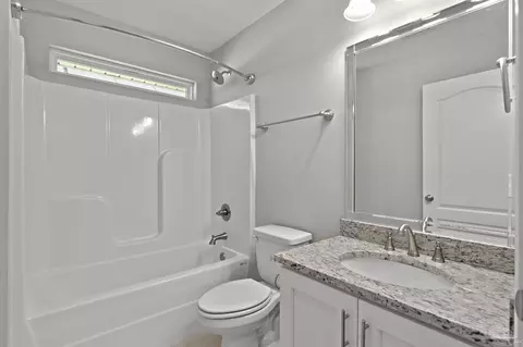 Bath - 5683 Dunridge Dr, Pace, FL 32571 photo 4 of 4