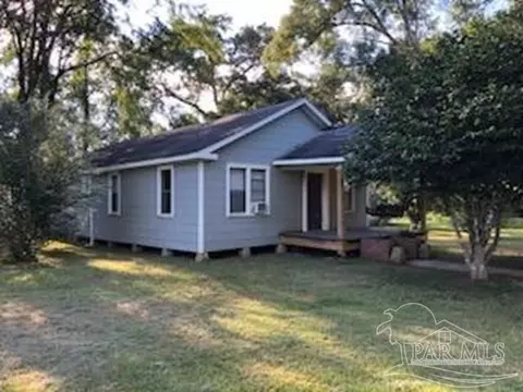 15601 Munson Hwy, Milton, FL 32570