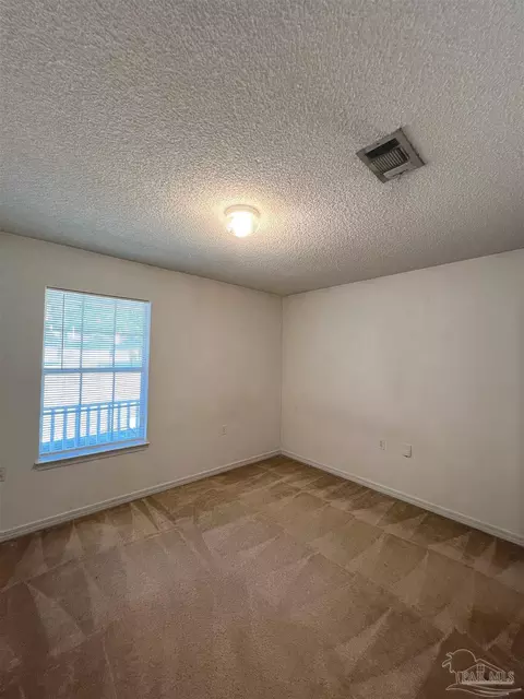 Bedroom - 5334 Overbrook Dr, Milton, FL 32570 photo 2 of 3