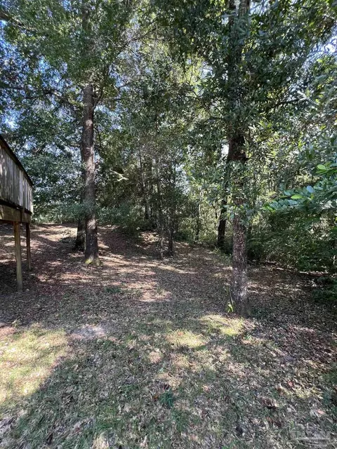 Exterior - 5334 Overbrook Dr, Milton, FL 32570 photo 2 of 2