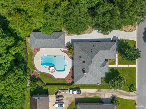 View/Area - 2614 Devlin Way, Cantonment, FL 32533 photo 9 of 10