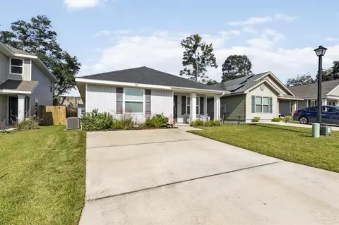 400 Hilburn Ln, Pensacola, FL 32504