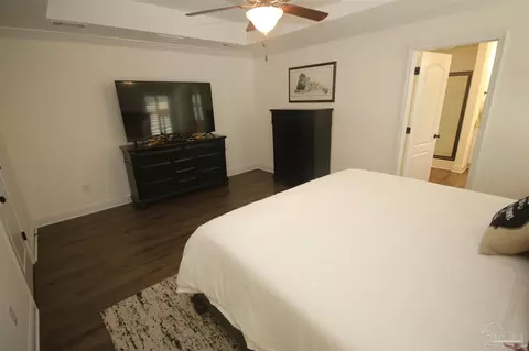 Bedroom - 6130 Dollarweed Dr, Pace, FL 32571 photo 2 of 8