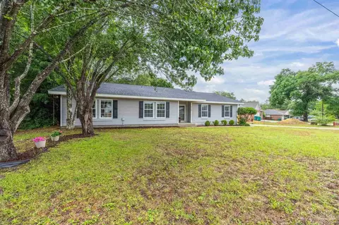 4793 Coronado Cir, Crestview, FL 32539 photo 2