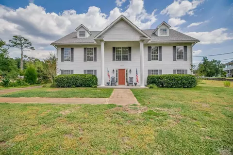5708 Lakeside Ct, Milton, FL 32583