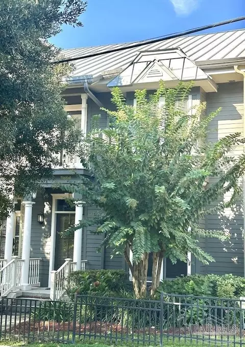 525 N Spring St #6, Pensacola, FL 32501
