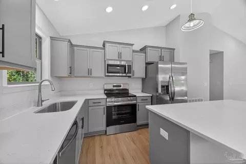 Kitchen - 5714 Pine Dr, Milton, FL 32583 photo 1 of 6