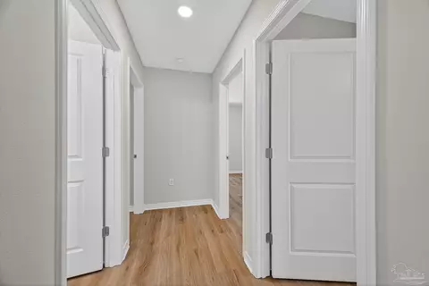 Entry Way - 5714 Pine Dr, Milton, FL 32583 photo 5 of 5