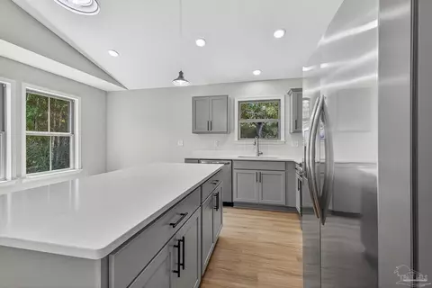 Kitchen - 5714 Pine Dr, Milton, FL 32583 photo 5 of 6