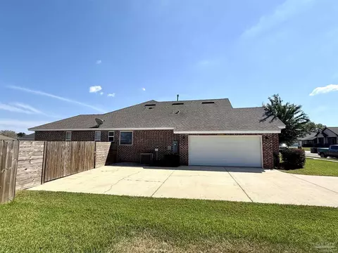 Exterior - 1711 Brightleaf Cir, Cantonment, FL 32533 photo 8 of 17