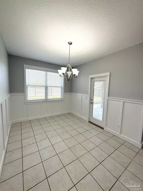Dining - 1711 Brightleaf Cir, Cantonment, FL 32533 photo 1 of 2