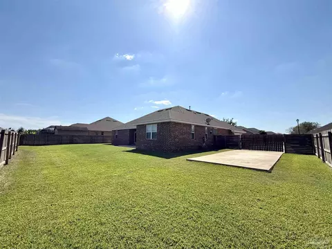 Exterior - 1711 Brightleaf Cir, Cantonment, FL 32533 photo 12 of 17
