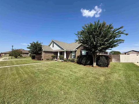 Exterior - 1711 Brightleaf Cir, Cantonment, FL 32533 photo 6 of 17