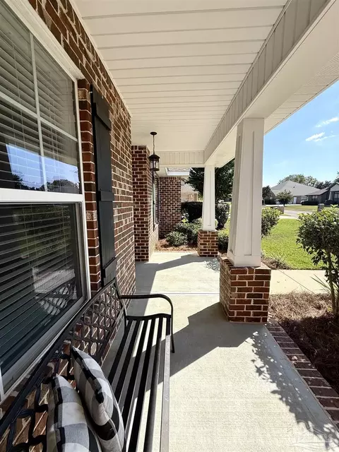 Exterior - 1711 Brightleaf Cir, Cantonment, FL 32533 photo 4 of 17