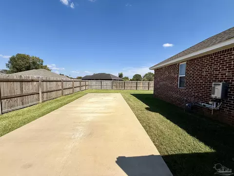 Exterior - 1711 Brightleaf Cir, Cantonment, FL 32533 photo 10 of 17