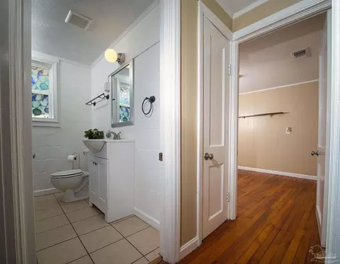 Entry Way - 5199 Spring St, Jay, FL 32565 photo 1 of 2