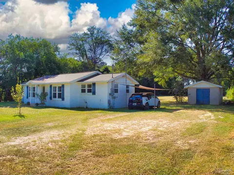 Exterior - 5199 Spring St, Jay, FL 32565 photo 3 of 6