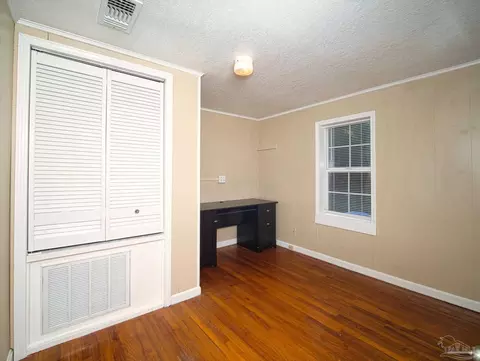 Bedroom - 5199 Spring St, Jay, FL 32565 photo 4 of 5